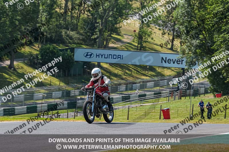 cadwell park;cadwell park photographs;cadwell trackday photographs;enduro digital images;event digital images;eventdigitalimages;peter wileman photography;racing digital images;trackday digital images;trackday photos